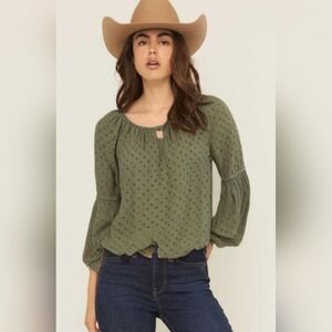 NWT Ruff Hewn Olive Green Relaxed Puff Sleeve Blouse